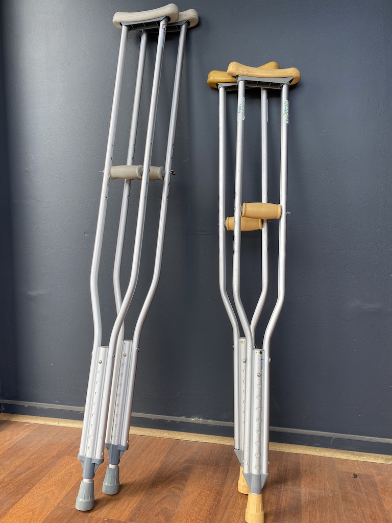 WALKING AIDE, Crutches - Underarm Pair Aluminium